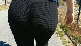 Elderly Bbw In Leggings Gets A Wedgie In Public