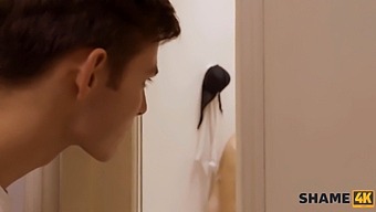 Young Man Seduces Older Blonde In Shower