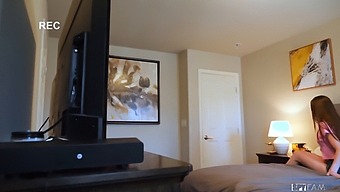 Stepbro'S Surprise Leads To Oral And Vaginal Sex