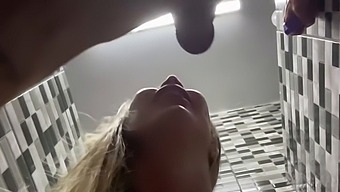 I Went To A Bar And Decided To Have Sex With Strangers.