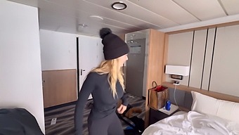 Natural Tits Bouncing While I Cheat On My Girlfriend On A Cruise